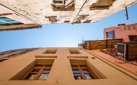 Portou House